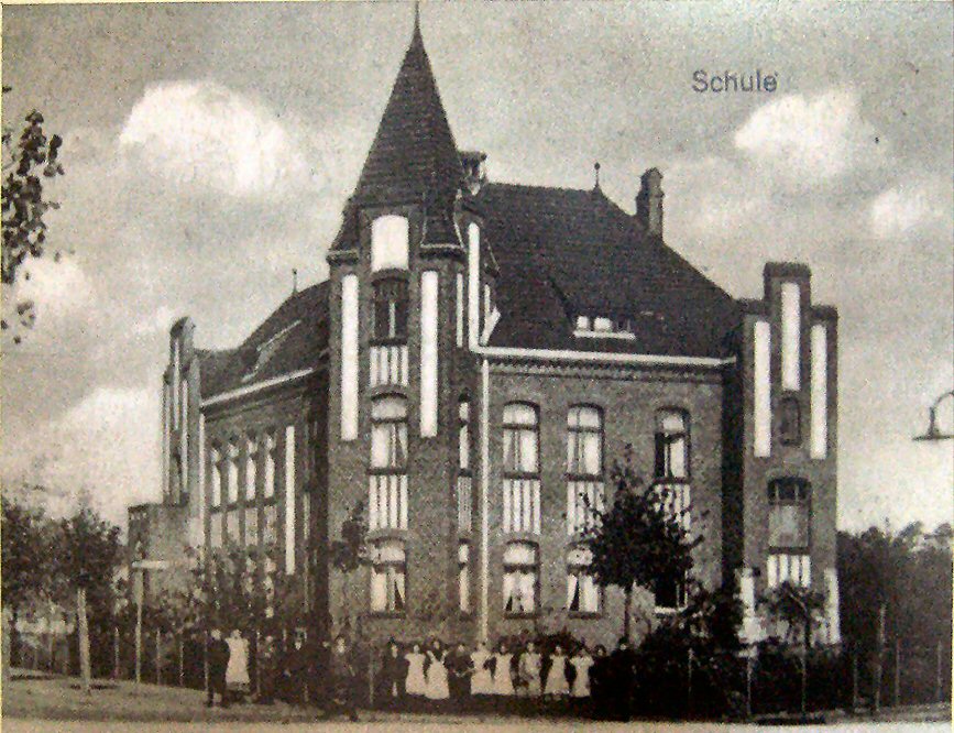 2021 06 08 3 Dabendorf Schule 1907